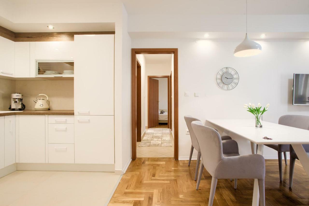 Apartment San Rocco Center Pula Exteriör bild
